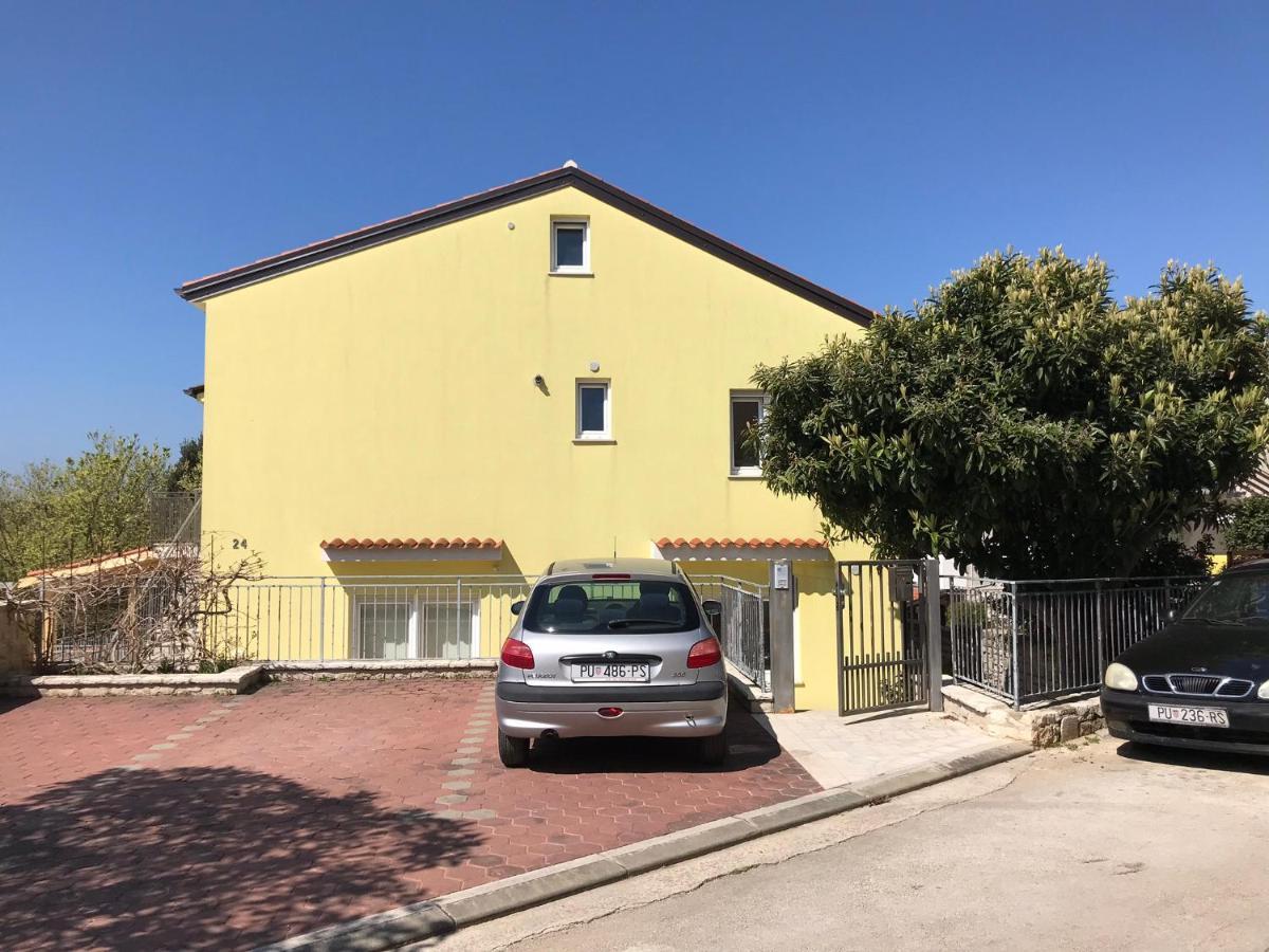 Vale Lunga Apartments Pula Luaran gambar
